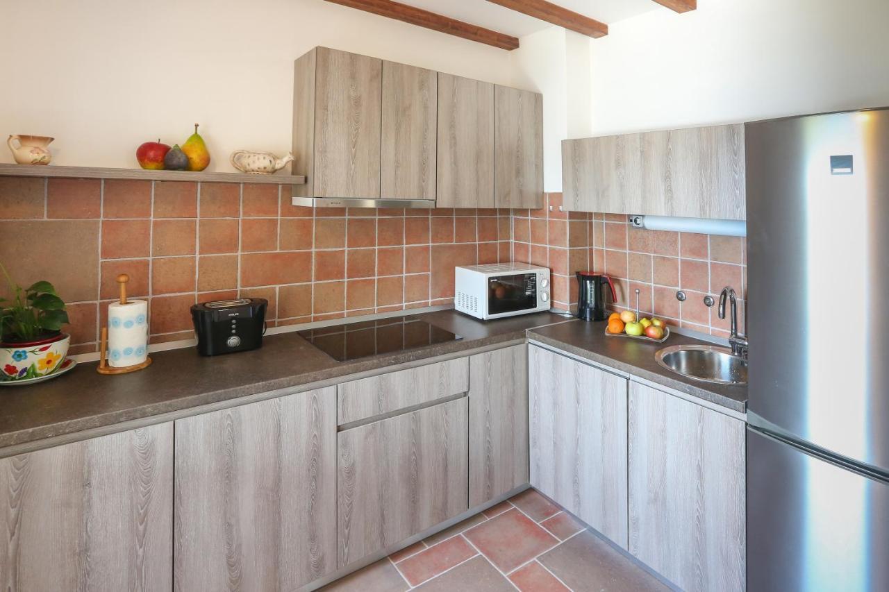 Spacious Apartment Lucia Prožura エクステリア 写真