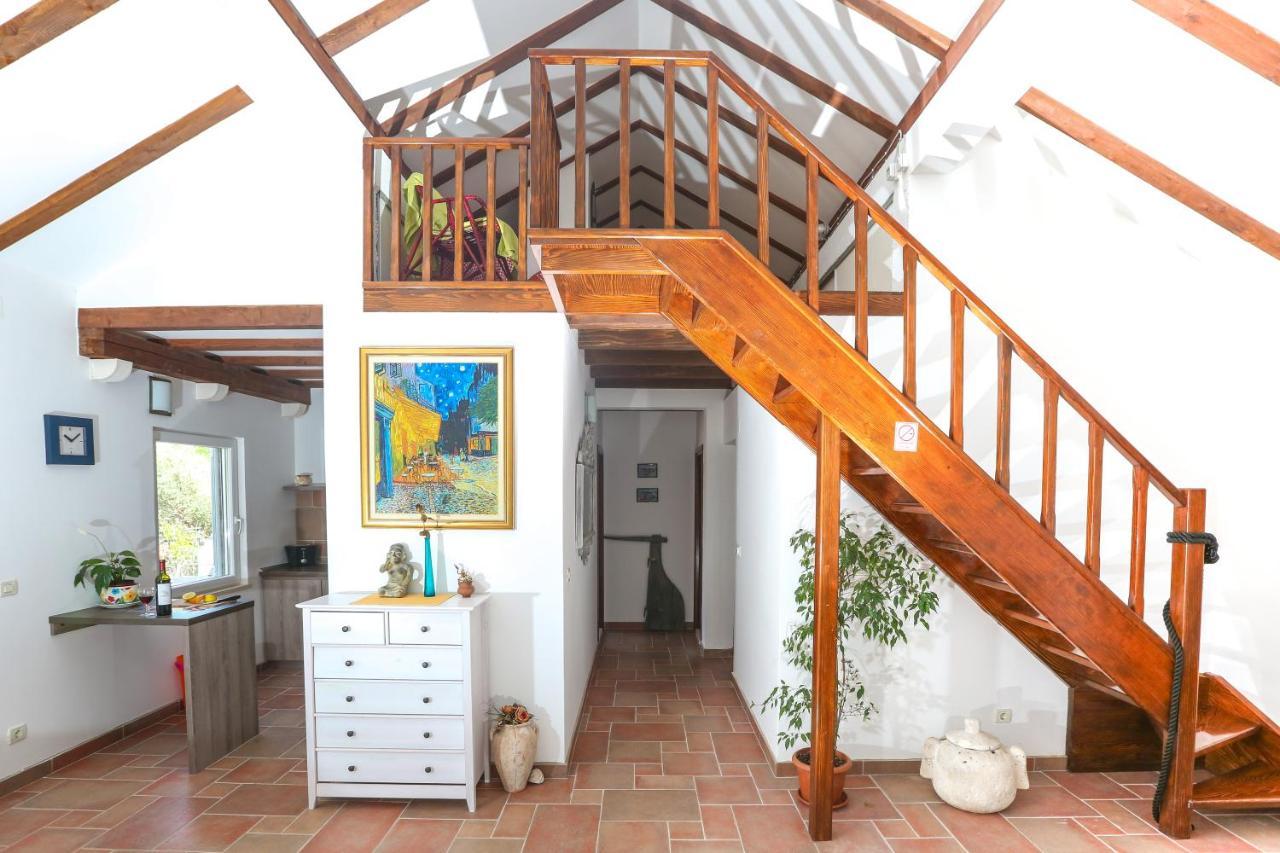 Spacious Apartment Lucia Prožura エクステリア 写真